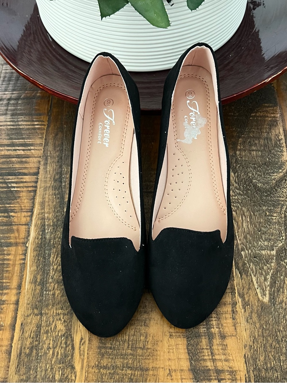 Forever Comfort Black Women's Slip-On Loafers